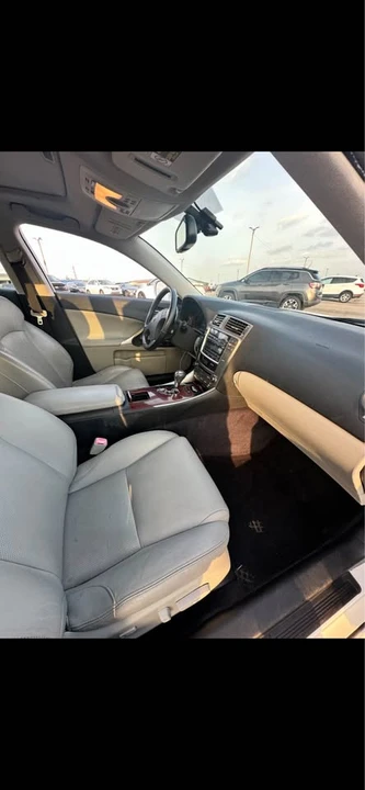 2008 Lexus IS 2nd Gen - Image 12 of 15
