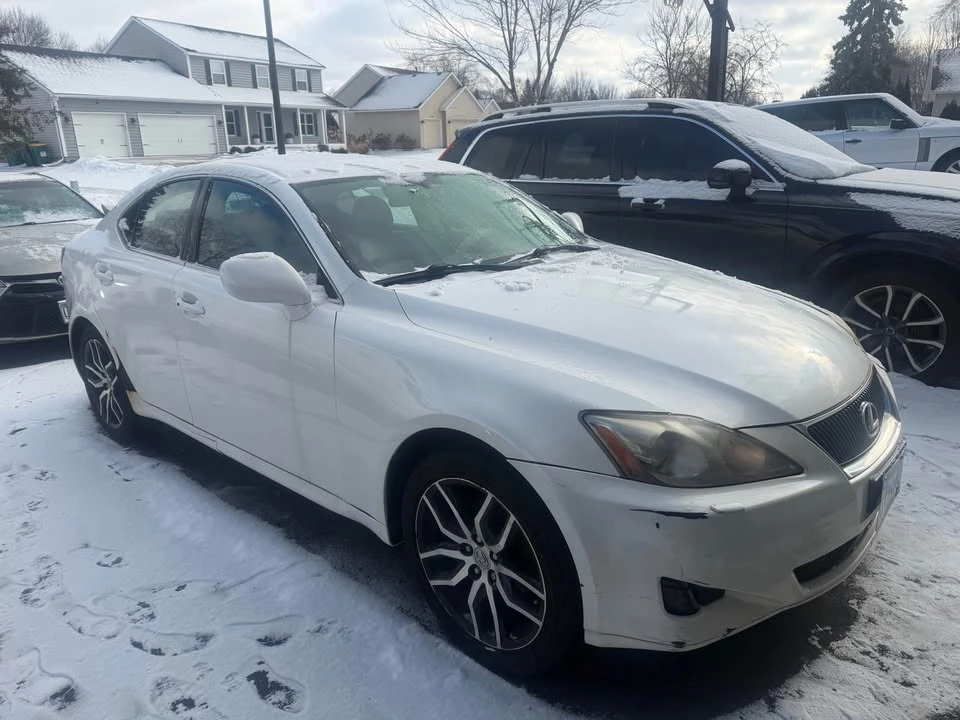2008 Lexus IS 2nd Gen - Image 4 of 10