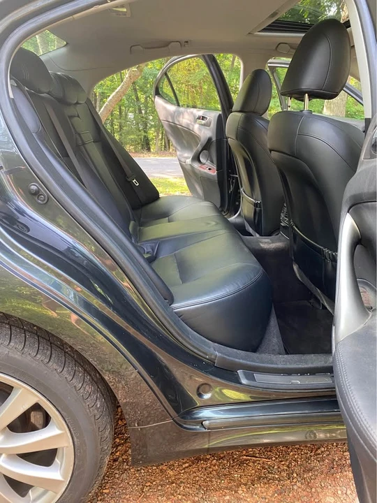 2008 Lexus IS 2nd Gen - Image 11 of 20