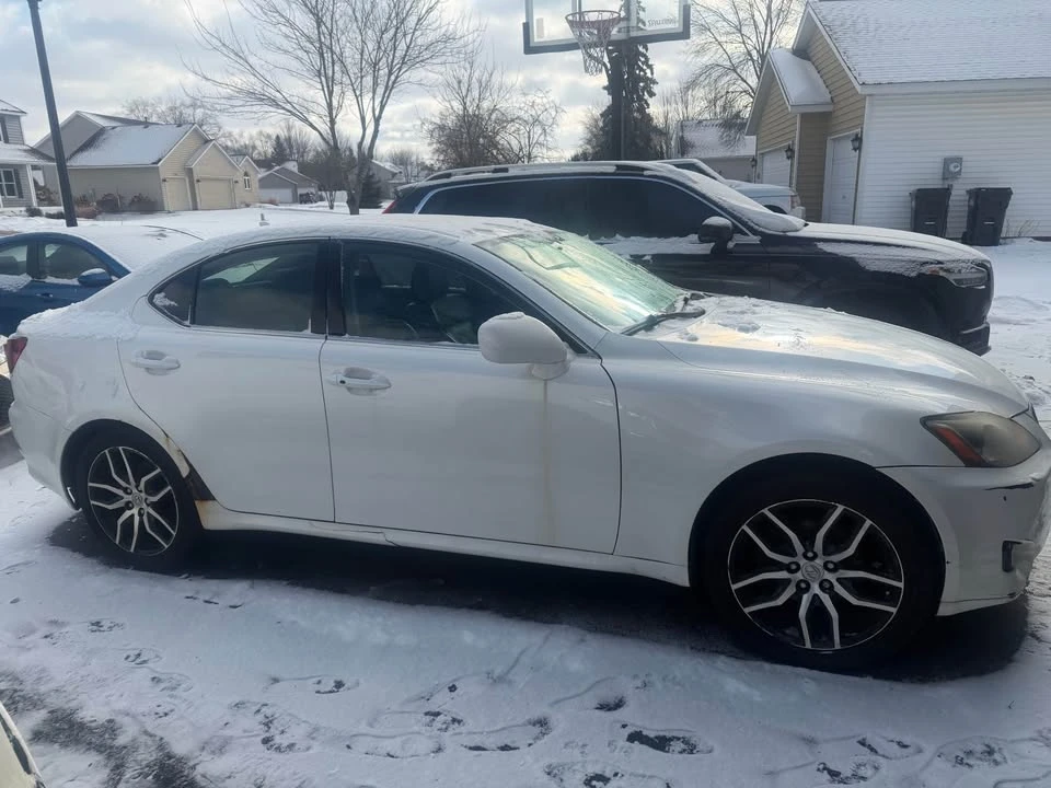 2008 Lexus IS 2nd Gen - Image 3 of 10