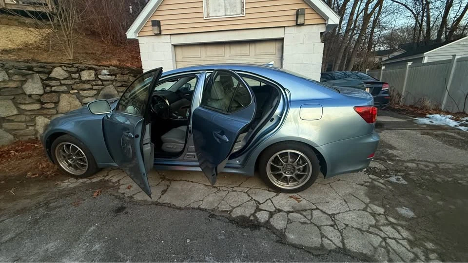 2008 Lexus IS 2nd Gen - Image 4 of 9