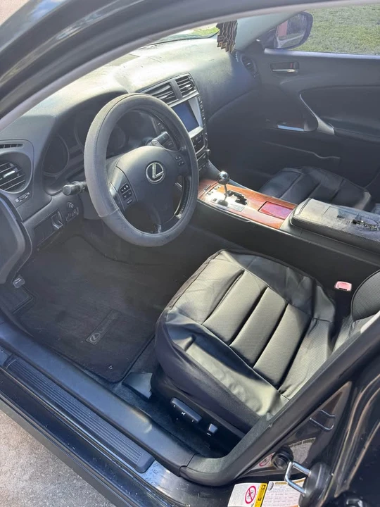 2008 Lexus IS 2nd Gen - Image 12 of 16