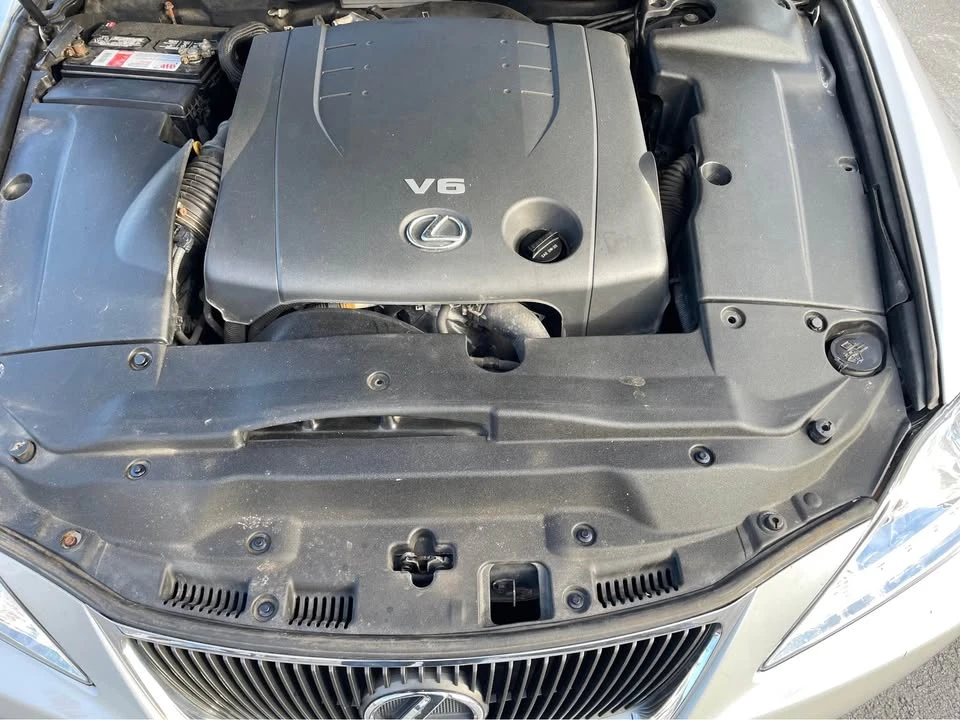 2008 Lexus IS 2nd Gen - Image 11 of 14