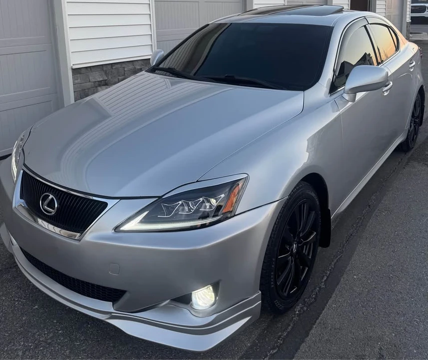 2008 Lexus IS 2nd Gen - Image 5 of 9