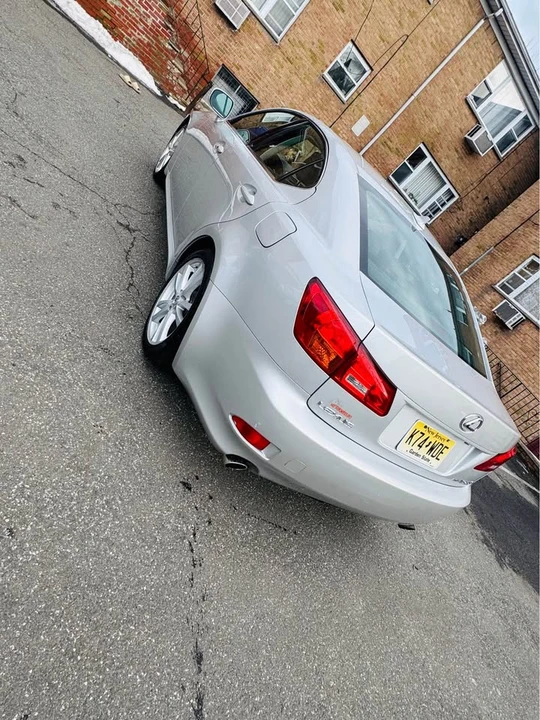 2008 Lexus IS 2nd Gen - Image 4 of 7