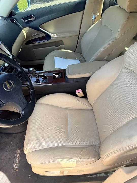 2008 Lexus IS 2nd Gen - Image 16 of 18