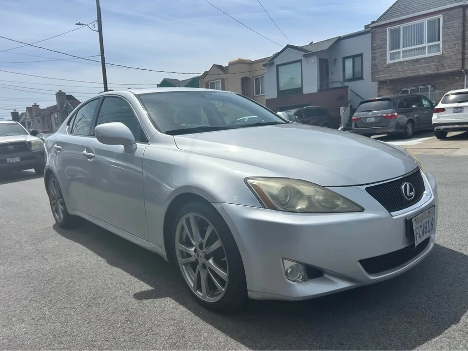 2008 Lexus IS 2nd Gen - Image 2 of 8