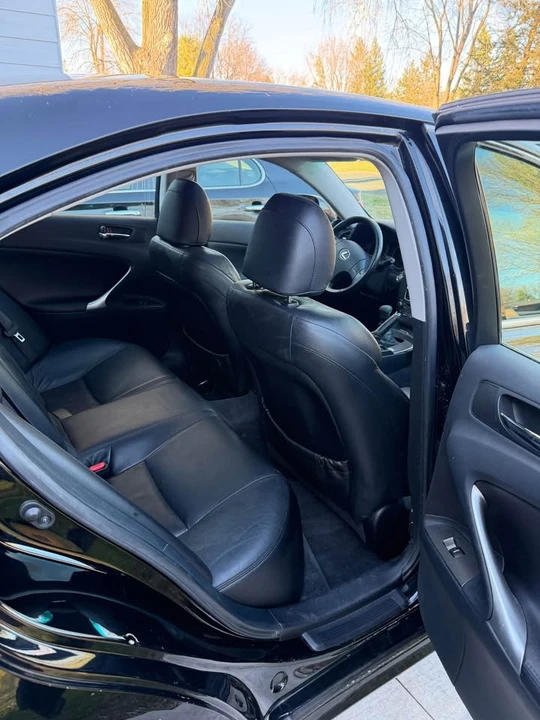 2008 Lexus IS 2nd Gen - Image 11 of 12