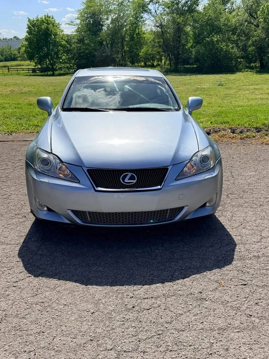 2008 Lexus IS 2nd Gen - Image 2 of 18