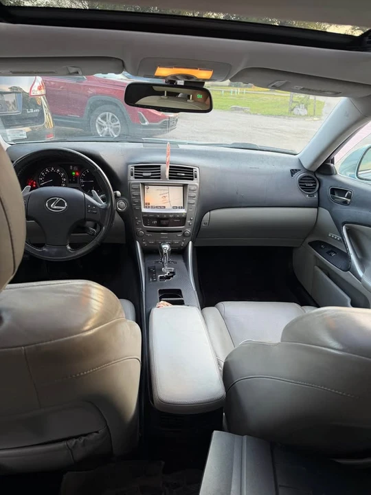 2008 Lexus IS 2nd Gen - Image 5 of 7
