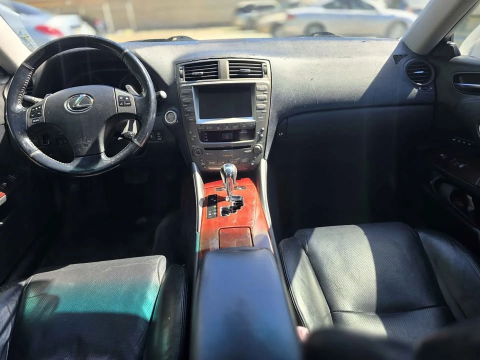 2008 Lexus IS 2nd Gen - Image 15 of 19