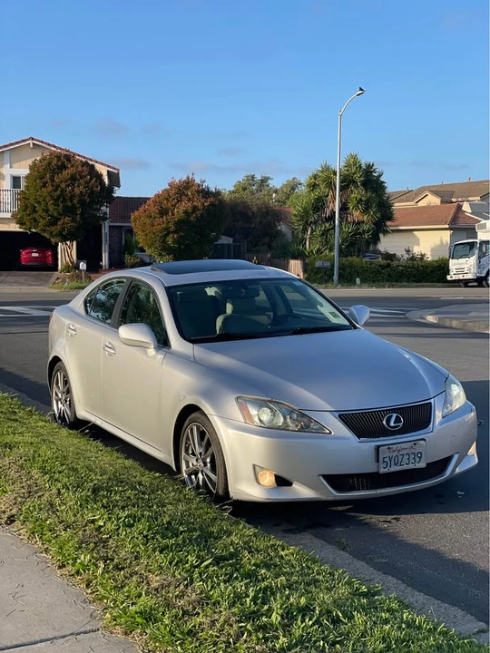 2008 Lexus IS 2nd Gen - Image 3 of 12