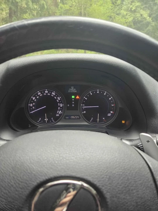 2008 Lexus IS 2nd Gen - Image 10 of 14