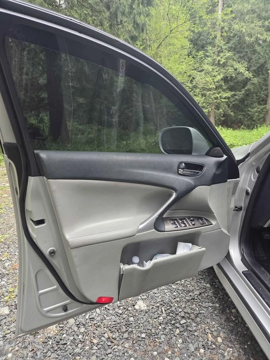 2008 Lexus IS 2nd Gen - Image 8 of 14