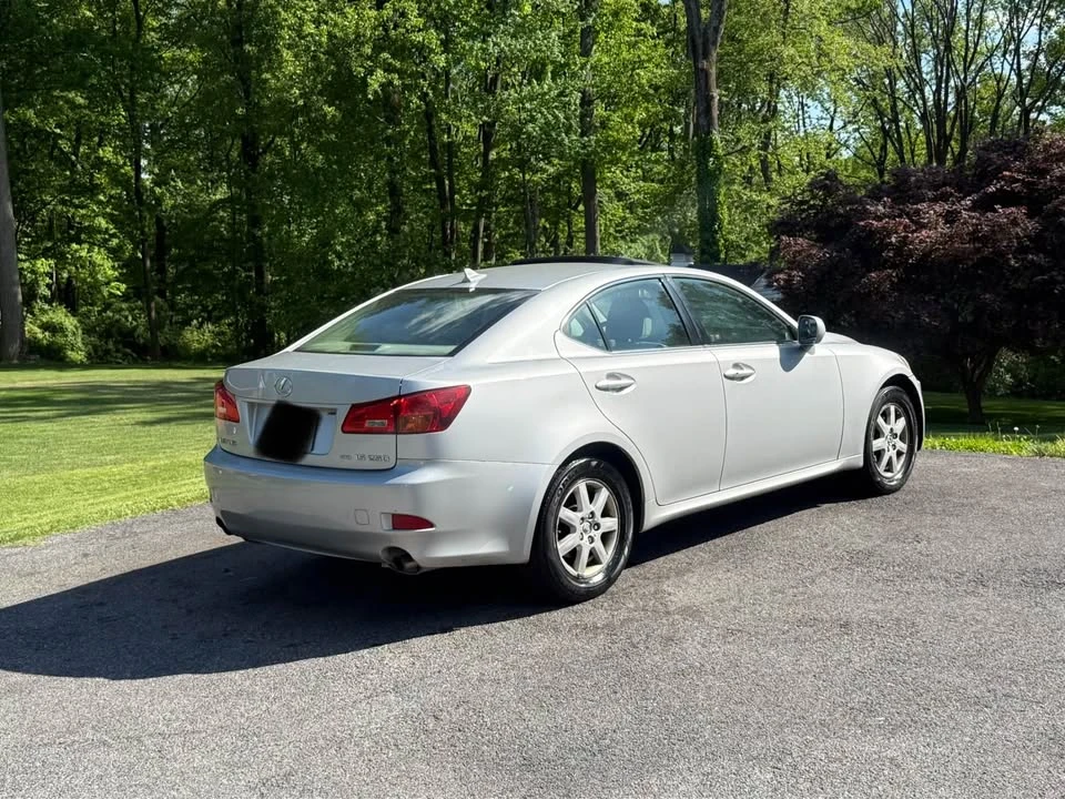 2008 Lexus IS 2nd Gen - Image 10 of 20