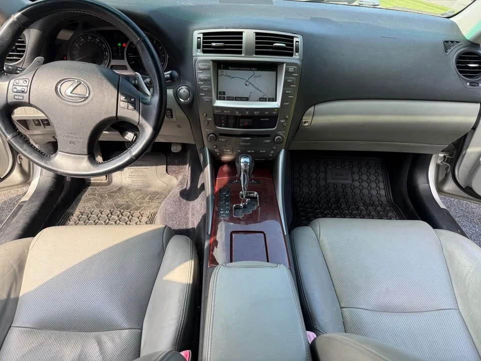 2008 Lexus IS 2nd Gen - Image 18 of 20