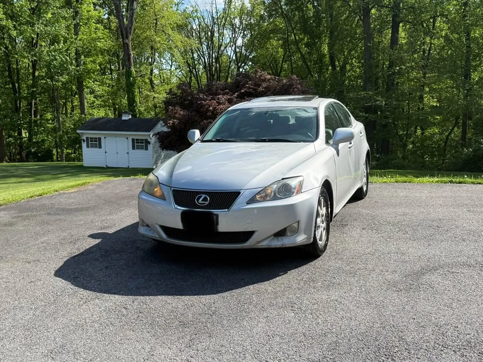 2008 Lexus IS 2nd Gen - Image 8 of 20
