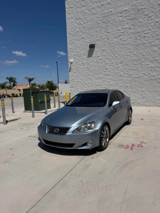 2008 Lexus IS 2nd Gen - Image 3 of 10