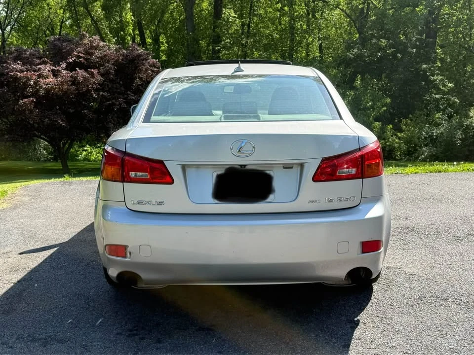 2008 Lexus IS 2nd Gen - Image 11 of 20