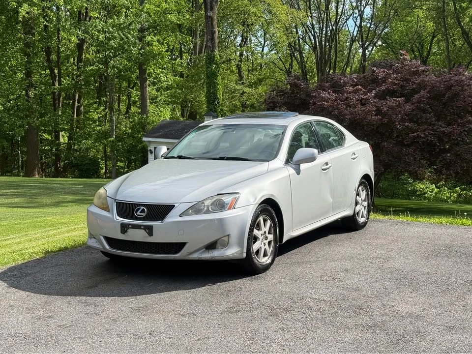 2008 Lexus IS 2nd Gen - Image 14 of 20
