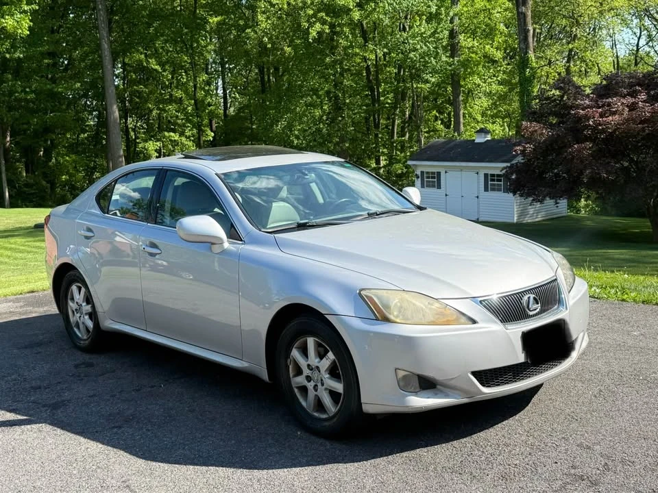 2008 Lexus IS 2nd Gen - Image 3 of 20