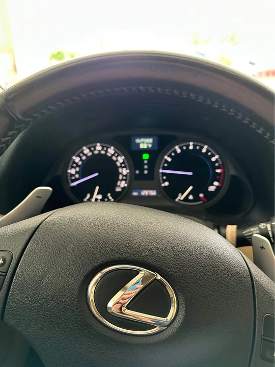 2008 Lexus IS 2nd Gen - Image 2 of 8