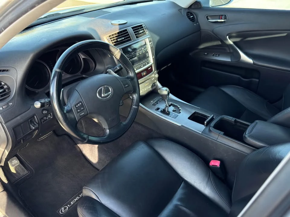 2008 Lexus IS 2nd Gen - Image 6 of 10
