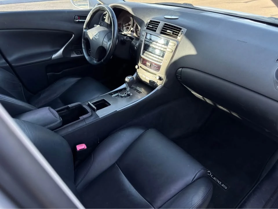 2008 Lexus IS 2nd Gen - Image 7 of 10