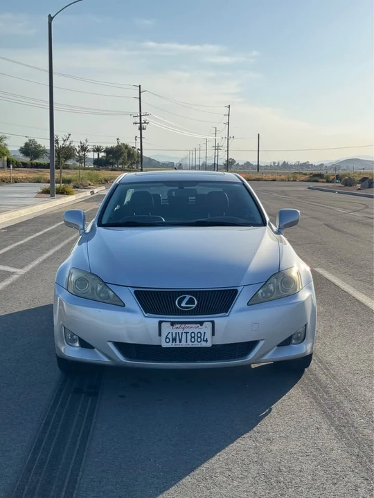 2008 Lexus IS 2nd Gen - Image 5 of 10
