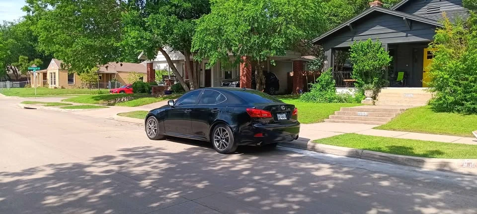 2008 Lexus IS 2nd Gen - Image 4 of 7