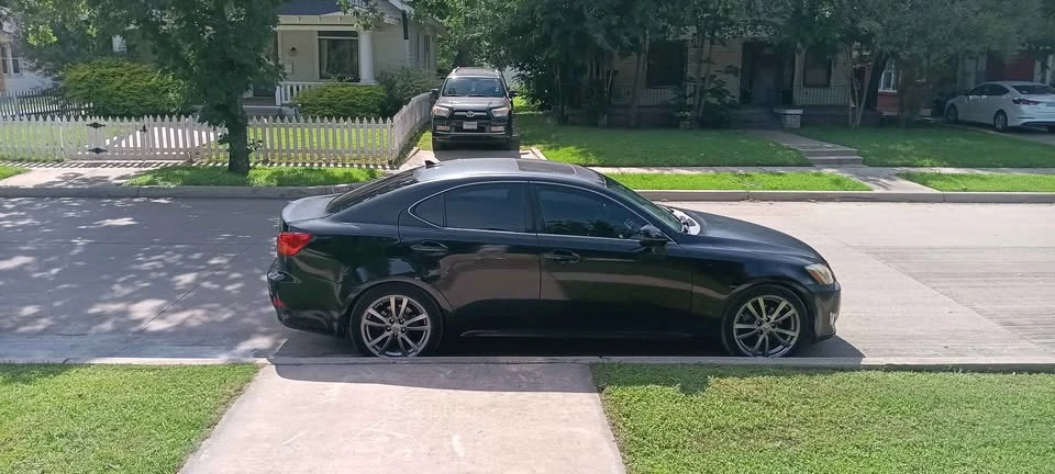2008 Lexus IS 2nd Gen - Image 6 of 7