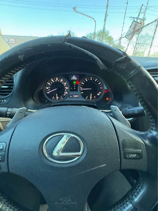 2008 Lexus IS 2nd Gen - Image 9 of 17