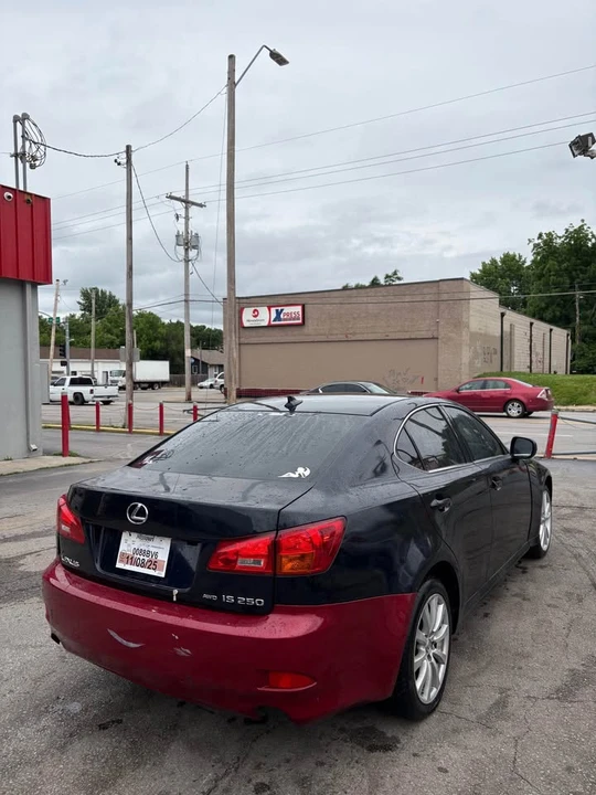2008 Lexus IS 2nd Gen - Image 5 of 17