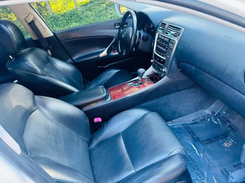 2008 Lexus IS 2nd Gen - Image 12 of 18