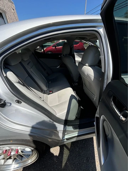 2008 Lexus IS 2nd Gen - Image 14 of 17