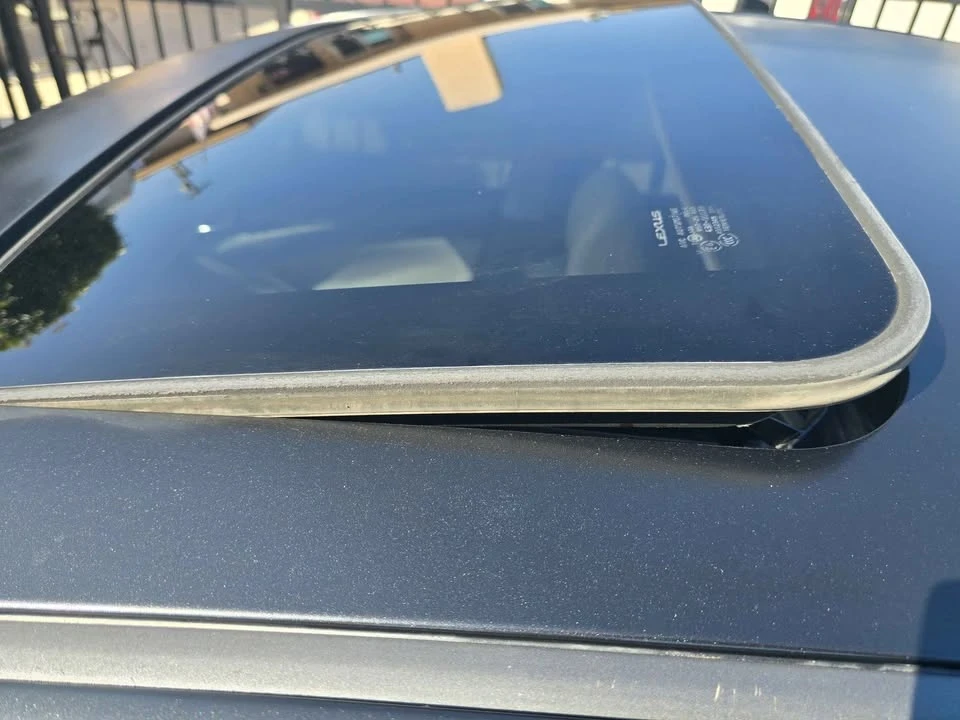 2008 Lexus IS 2nd Gen - Image 9 of 10