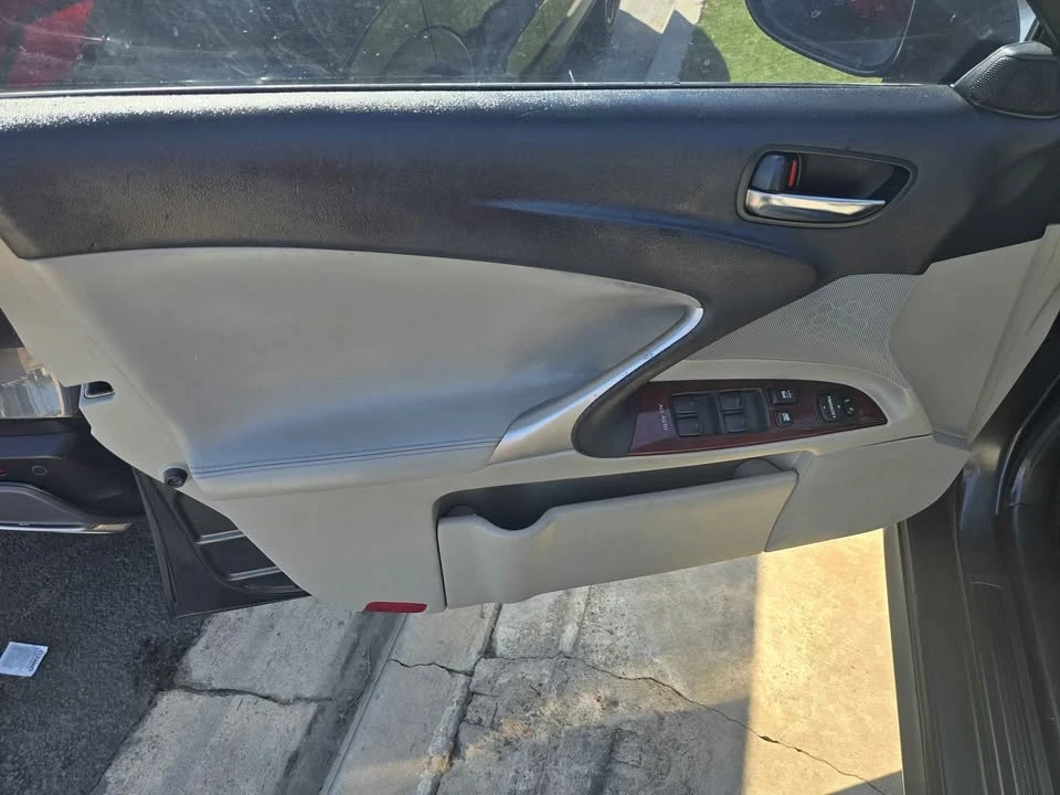 2008 Lexus IS 2nd Gen - Image 8 of 10
