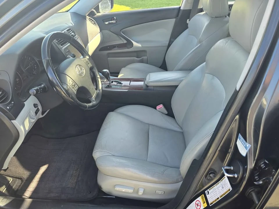 2008 Lexus IS 2nd Gen - Image 4 of 10