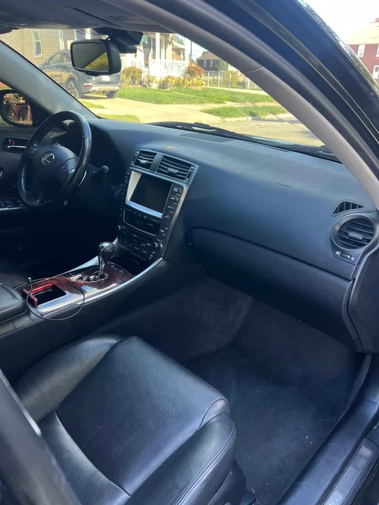 2008 Lexus IS 2nd Gen - Image 13 of 19
