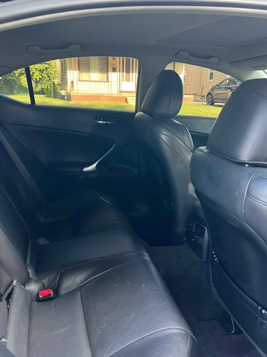 2008 Lexus IS 2nd Gen - Image 18 of 19