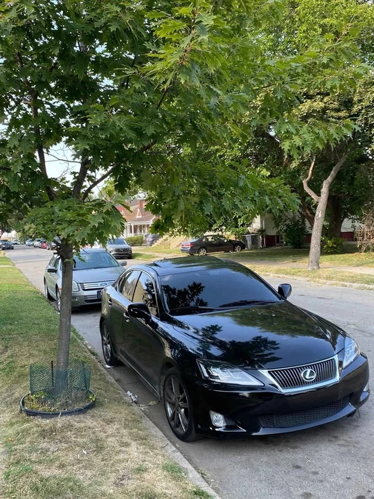 2008 Lexus IS 2nd Gen - Image 9 of 19