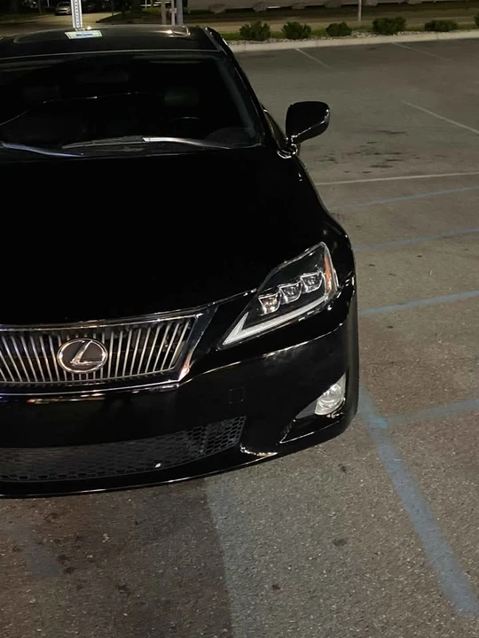 2008 Lexus IS 2nd Gen - Image 11 of 19