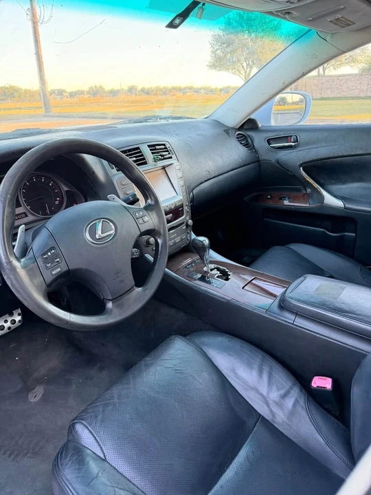 2008 Lexus IS 2nd Gen - Image 9 of 13