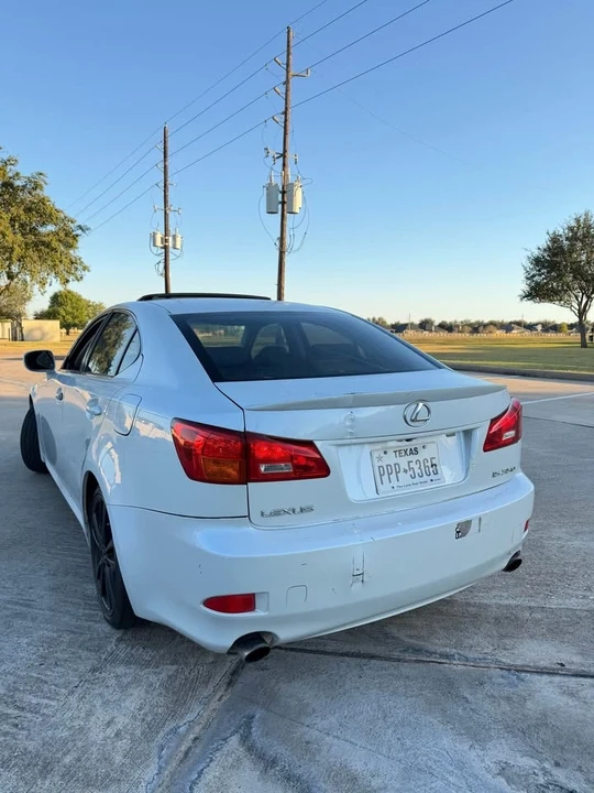 2008 Lexus IS 2nd Gen - Image 6 of 13