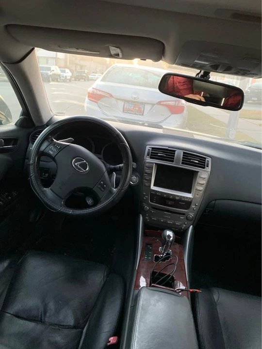 2008 Lexus IS 2nd Gen - Image 11 of 17