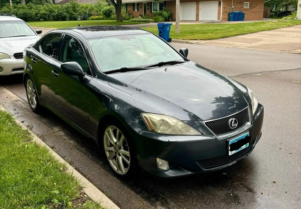 2008 Lexus IS 2nd Gen - Image 2 of 10