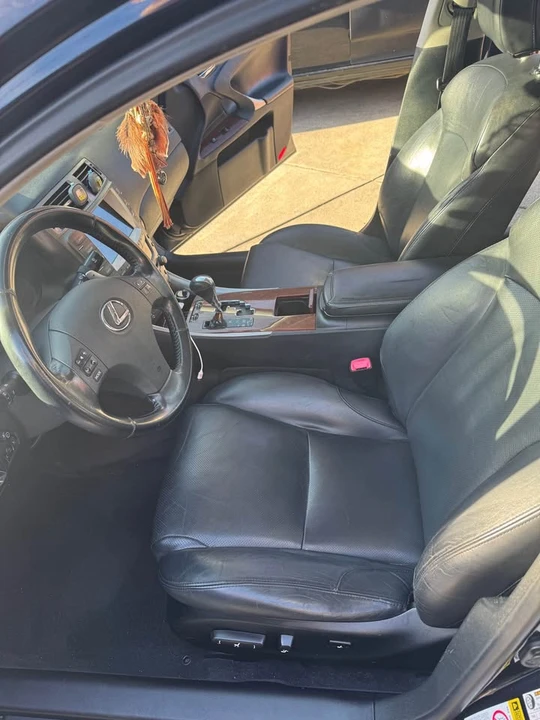 2008 Lexus IS 2nd Gen - Image 9 of 13