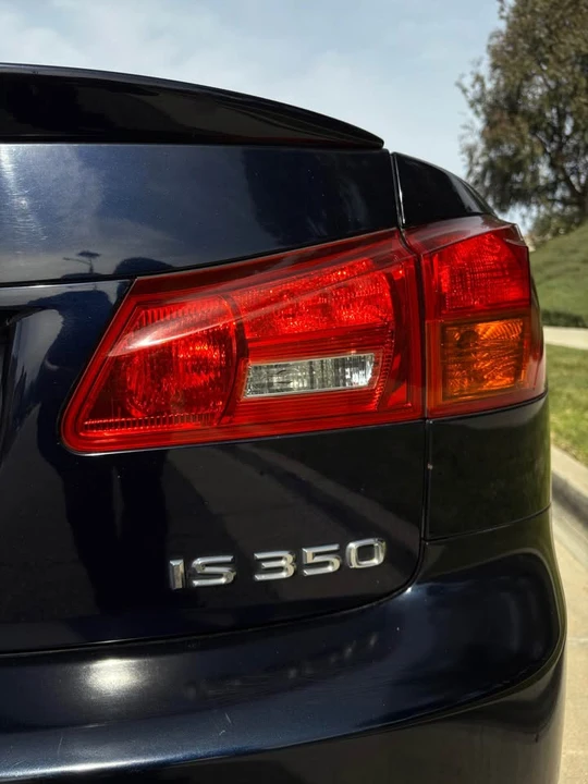 2008 Lexus IS 2nd Gen - Image 14 of 16