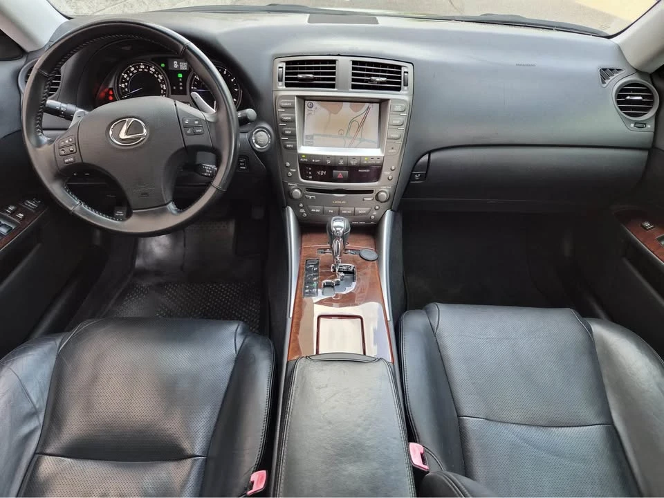 2008 Lexus IS 2nd Gen - Image 10 of 17