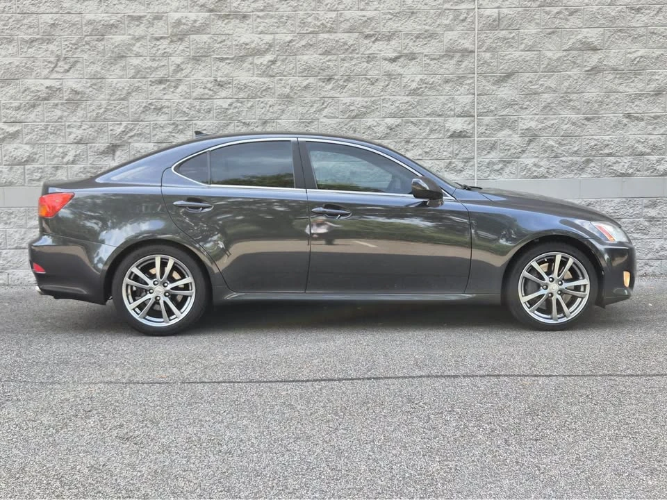 2008 Lexus IS 2nd Gen - Image 2 of 17